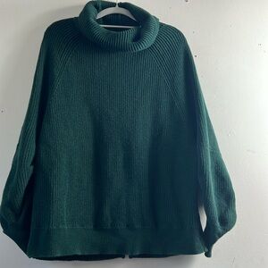 Cabi women forest green knit sweater